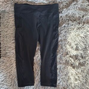 Fabletics women’s crop Black Leggings